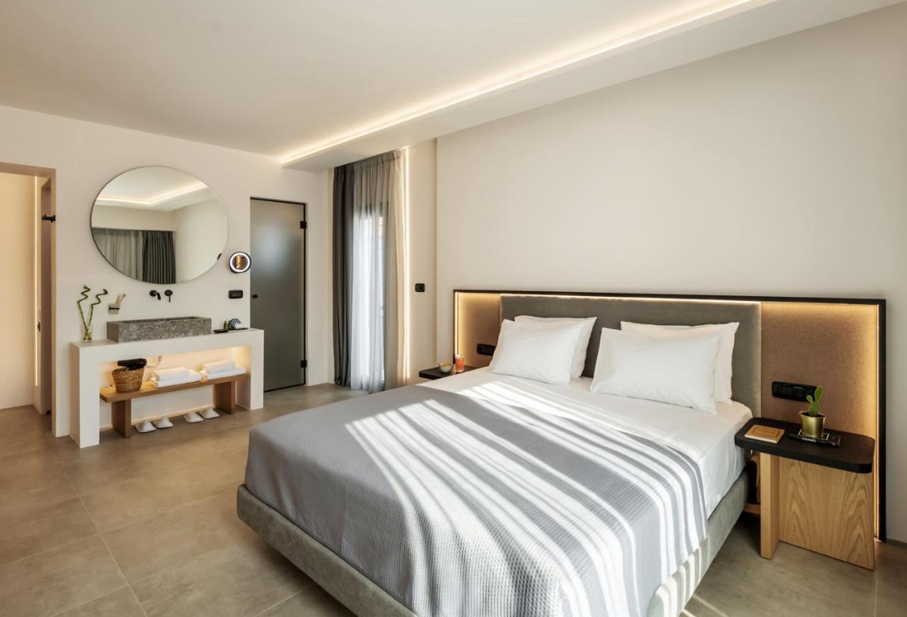 Neapolis 21 Suites, Premium Key Collection Скиатос Екстериор снимка